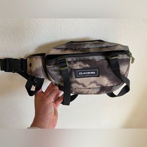 Dakine Hip Pack